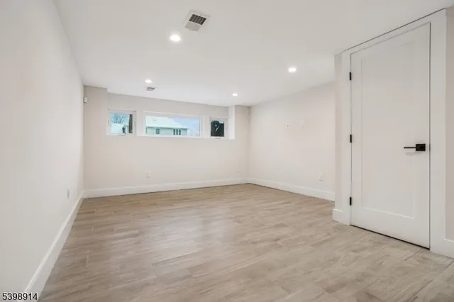 $6,000 | 30 Hemlock Terrace, Springfield, NJ 07081