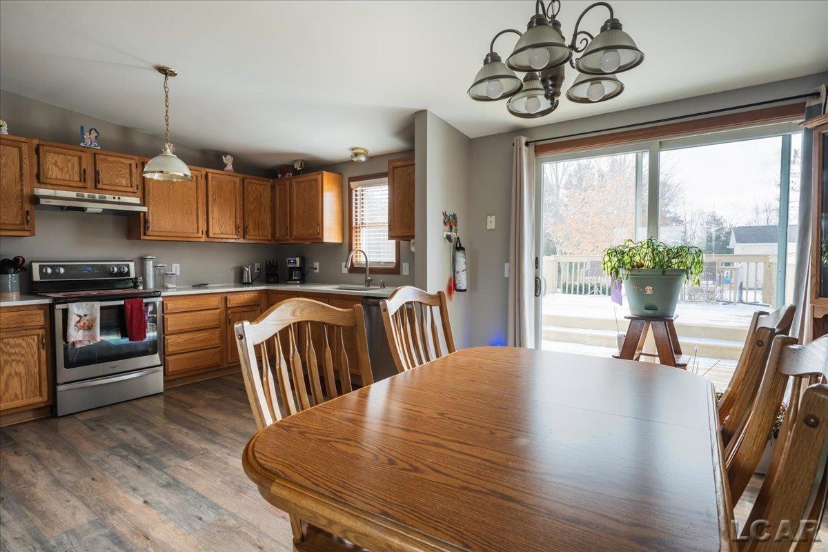 2829 Sutton Road Adrian, MI 49221 - Photo 10 of 37