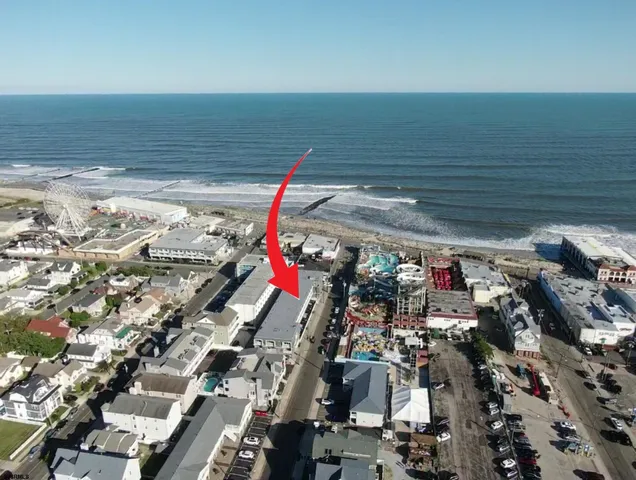 $395,000 | 875 Plymouth Place, Unit 35, Ocean City, NJ 08226