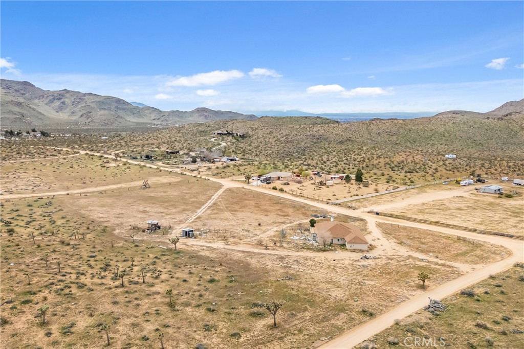 26525 Papago Road Apple Valley, CA 92307 - Photo 31 of 40
