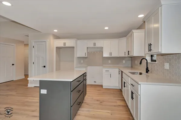 $468,500 | 1947 Flagstone Avenue, Bourbonnais, IL 60914