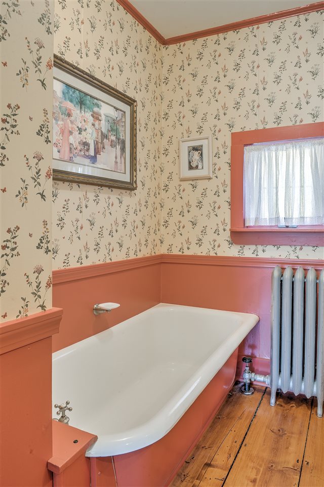 26 Lower Troy Road Fitzwilliam, NH 03447 - Photo 14 of 37