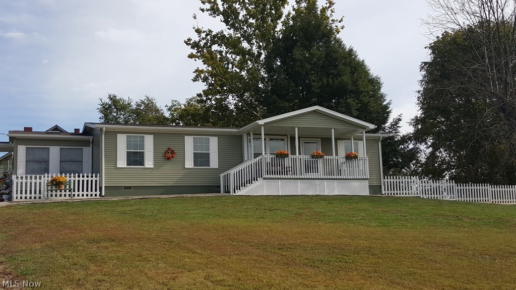 3038 Newbury Road Little Hocking, OH 45742 - Photo 2 of 34 Gallery Image 2