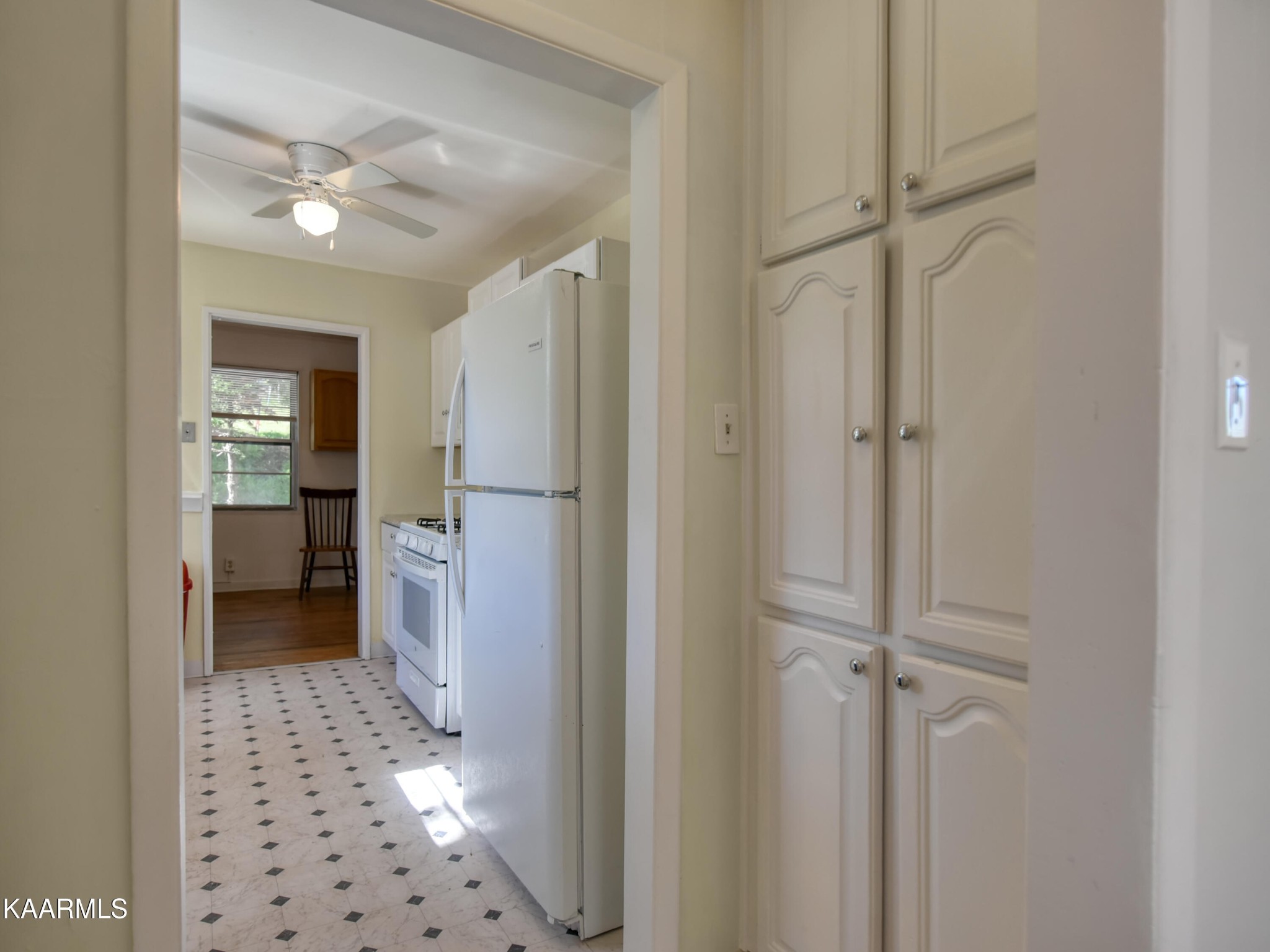 109 Albany Road Oak Ridge, TN 37830 - Photo 12 of 36