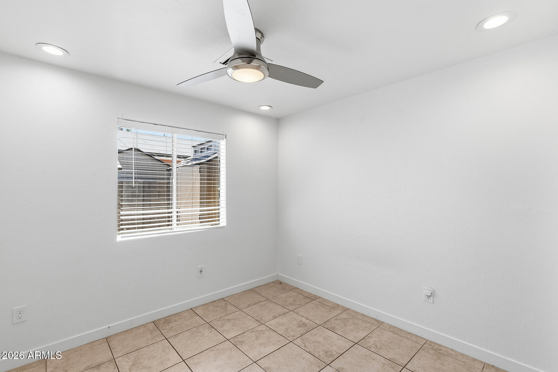 6314 West Lamar Road Glendale, AZ 85301 - Photo 16 of 29 Bed 2 + New Paint