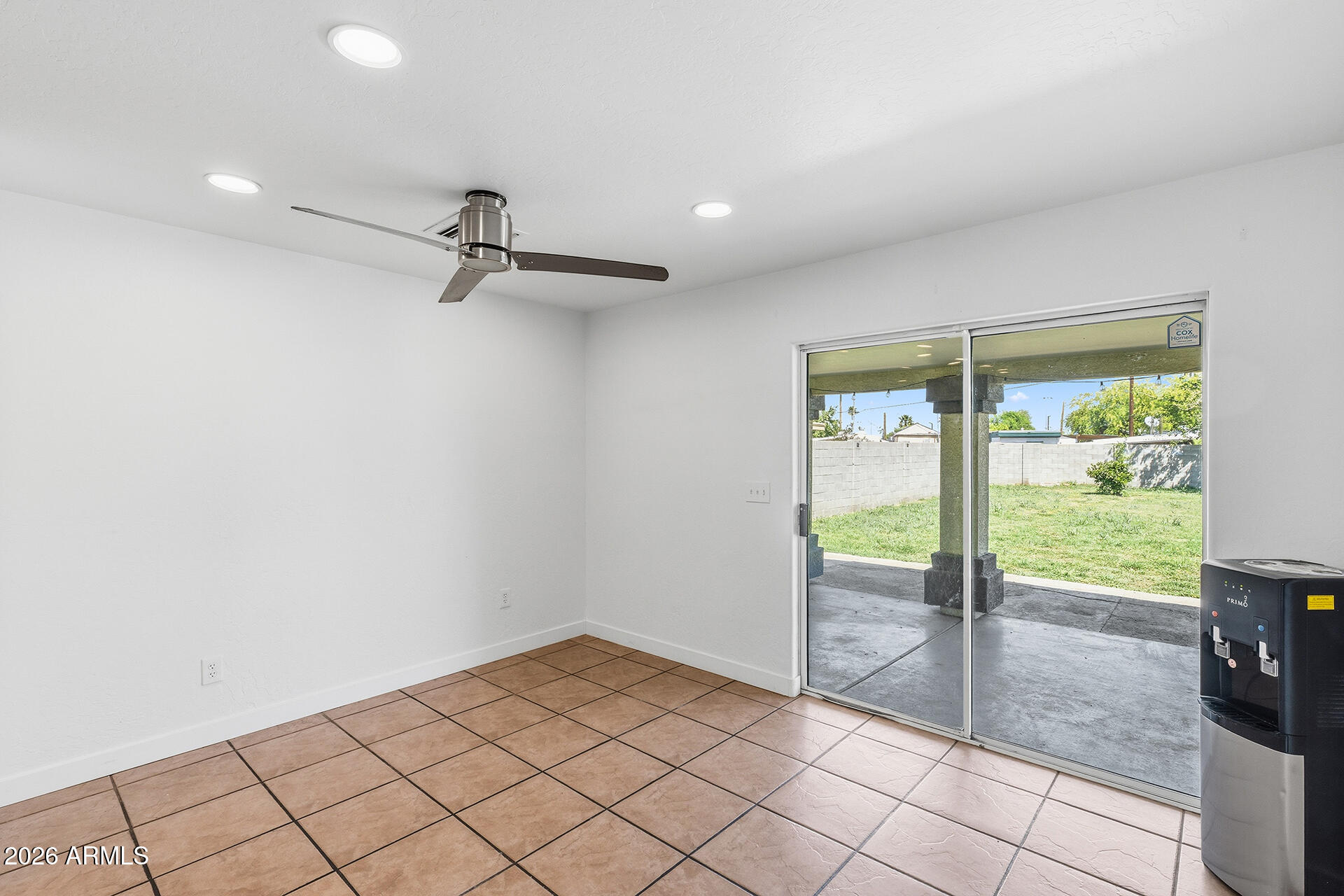 6314 West Lamar Road Glendale, AZ 85301 - Photo 7 of 29 Eat-in Kitchen