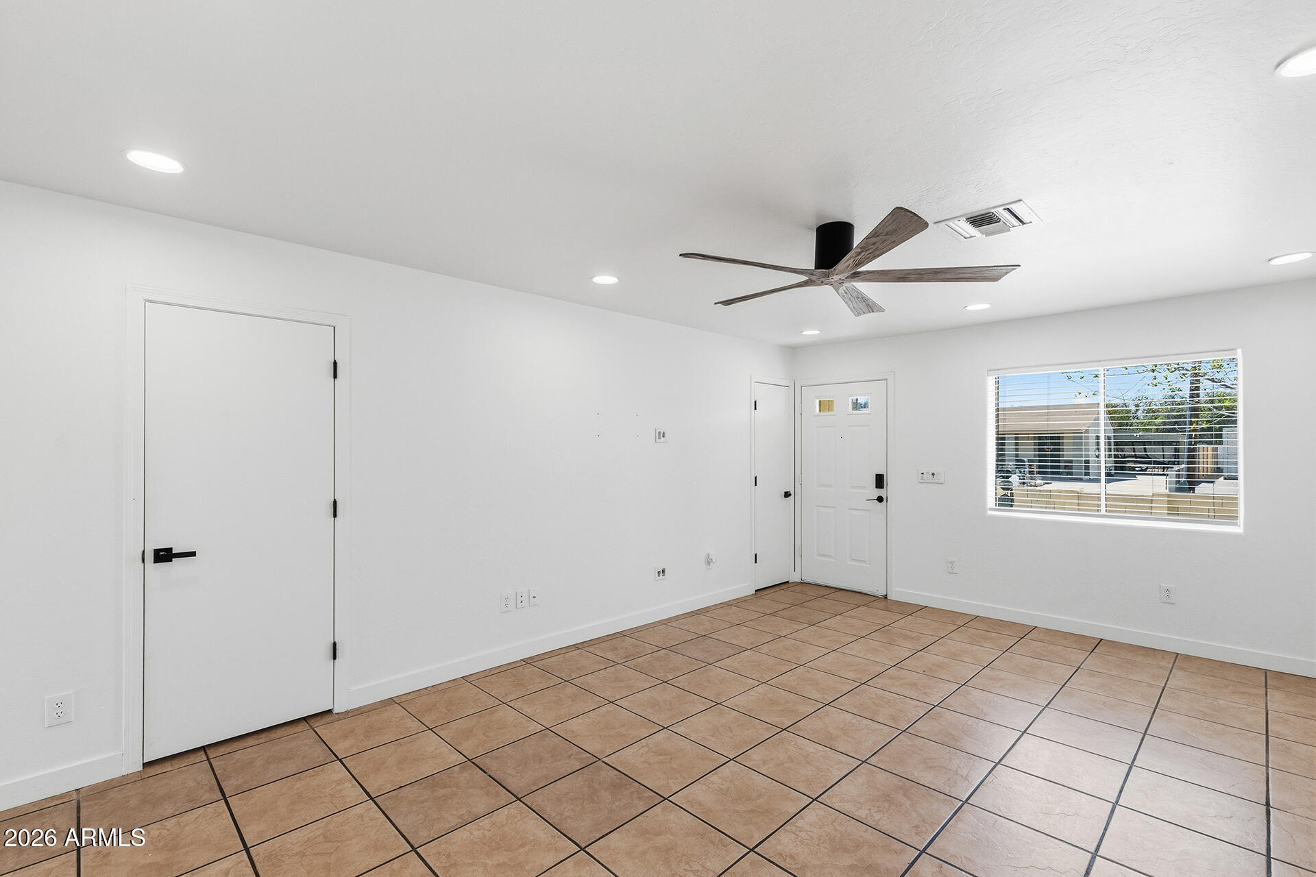 6314 West Lamar Road Glendale, AZ 85301 - Photo 9 of 29 Fresh Paint Throughout