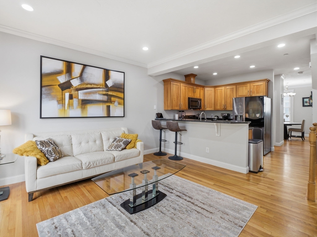 894 Main Street, Unit 8 Wakefield, MA 01880 - Photo 2 of 39