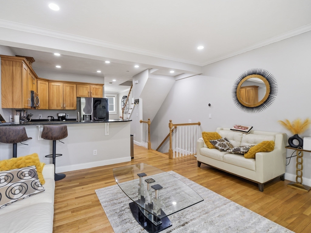 894 Main Street, Unit 8 Wakefield, MA 01880 - Photo 3 of 39