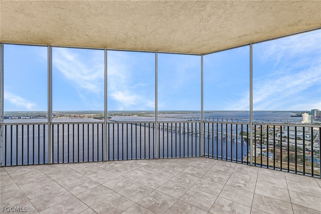 2104 West First Street, Unit 3204 Fort Myers, FL 33901 - Photo 5 of 50