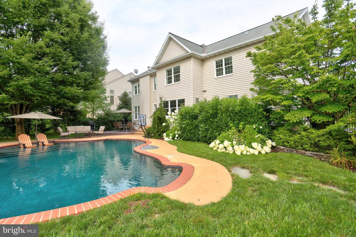 1347 Sylvan Road Lancaster, PA 17601 - Photo 41 of 44