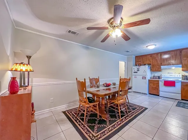 $1,800 | 1924 Harriet Drive, Tallahassee, FL 32303