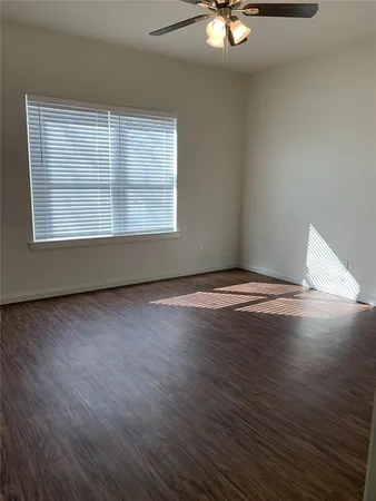 $4,600 | 3240 Sandage Avenue, Fort Worth, TX 76109