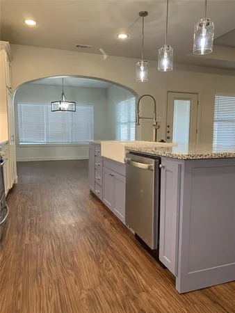 $4,600 | 3240 Sandage Avenue, Fort Worth, TX 76109