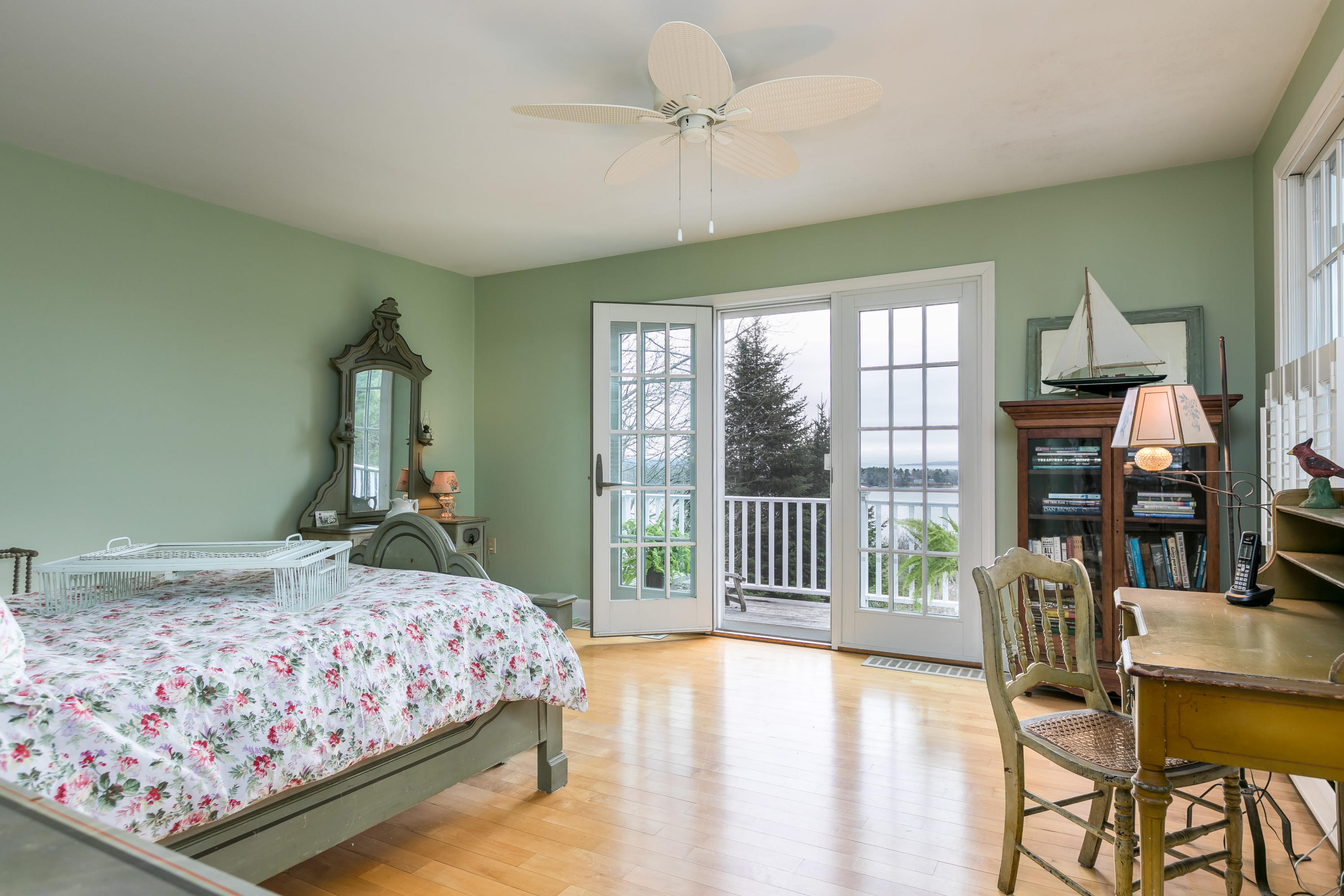 82 Ravine Drive Cumberland Foreside, ME 04110 - Photo 31 of 75 82 Ravine Dr Cumberland-print-032-80-Mas