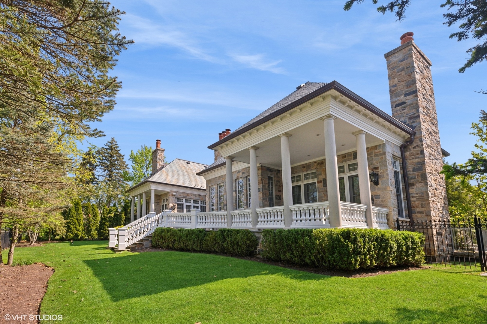 78 Wagner Road Northfield, IL 60093 - Photo 55 of 66 a front view of a house with a yard