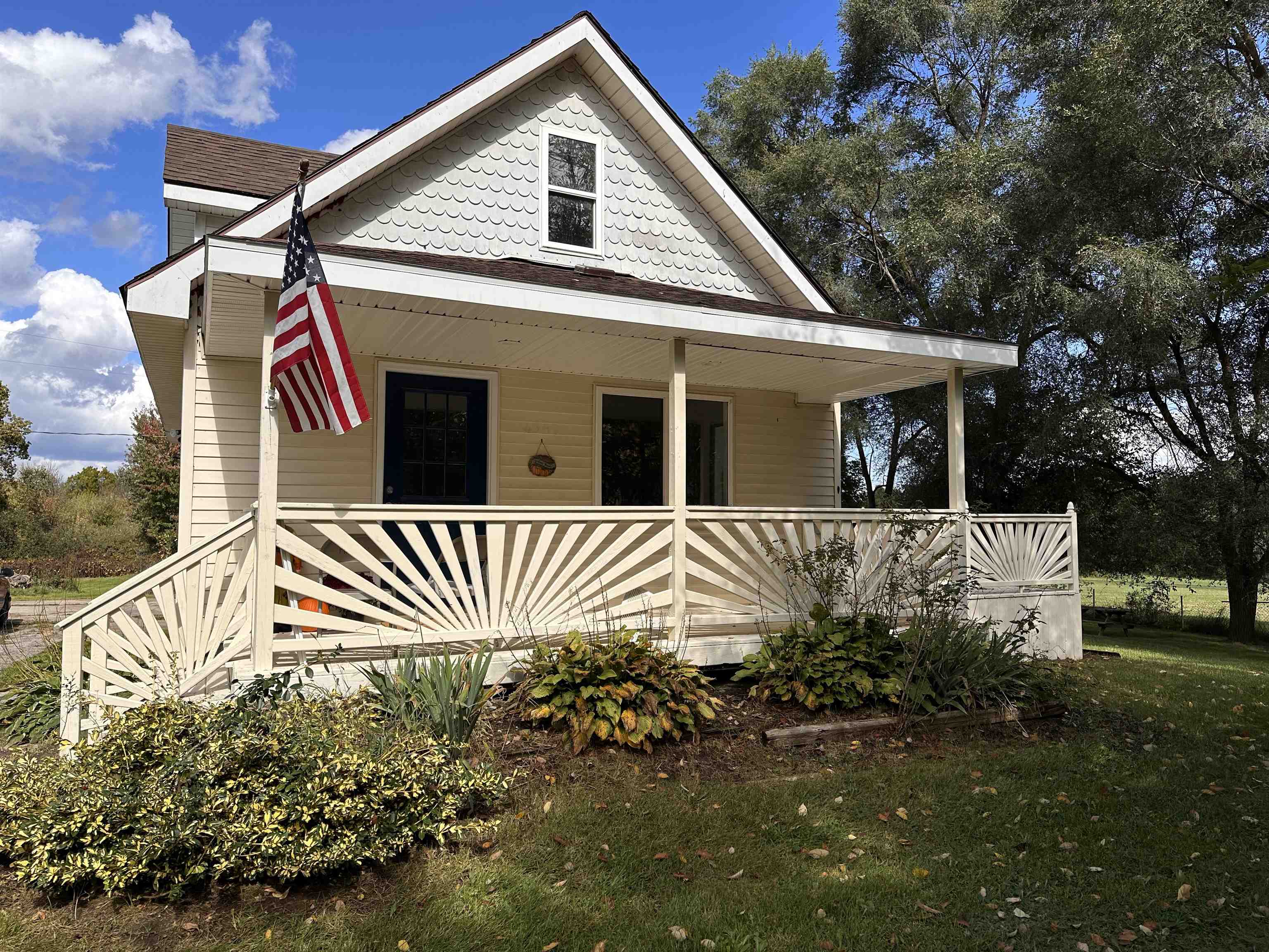 4367 East Lake Road Clio, MI 48420 - Photo 1 of 27 50124311.JPG