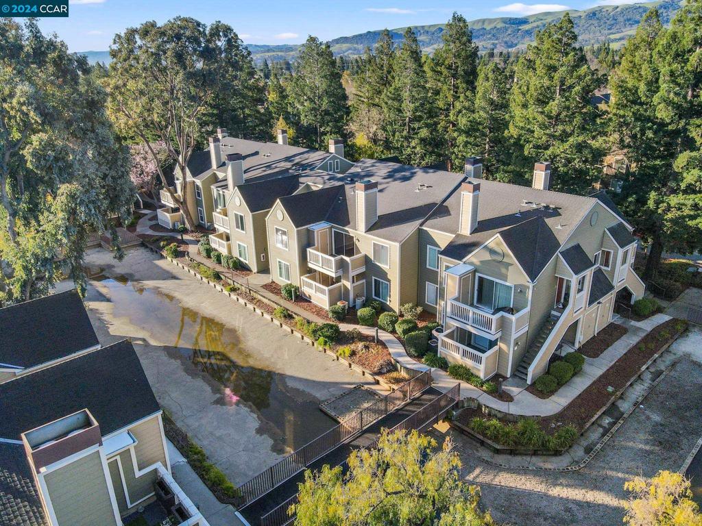 285 Reflections Drive San Ramon, CA 94583 - Photo 24 of 42 an aerial view of a house with a yard