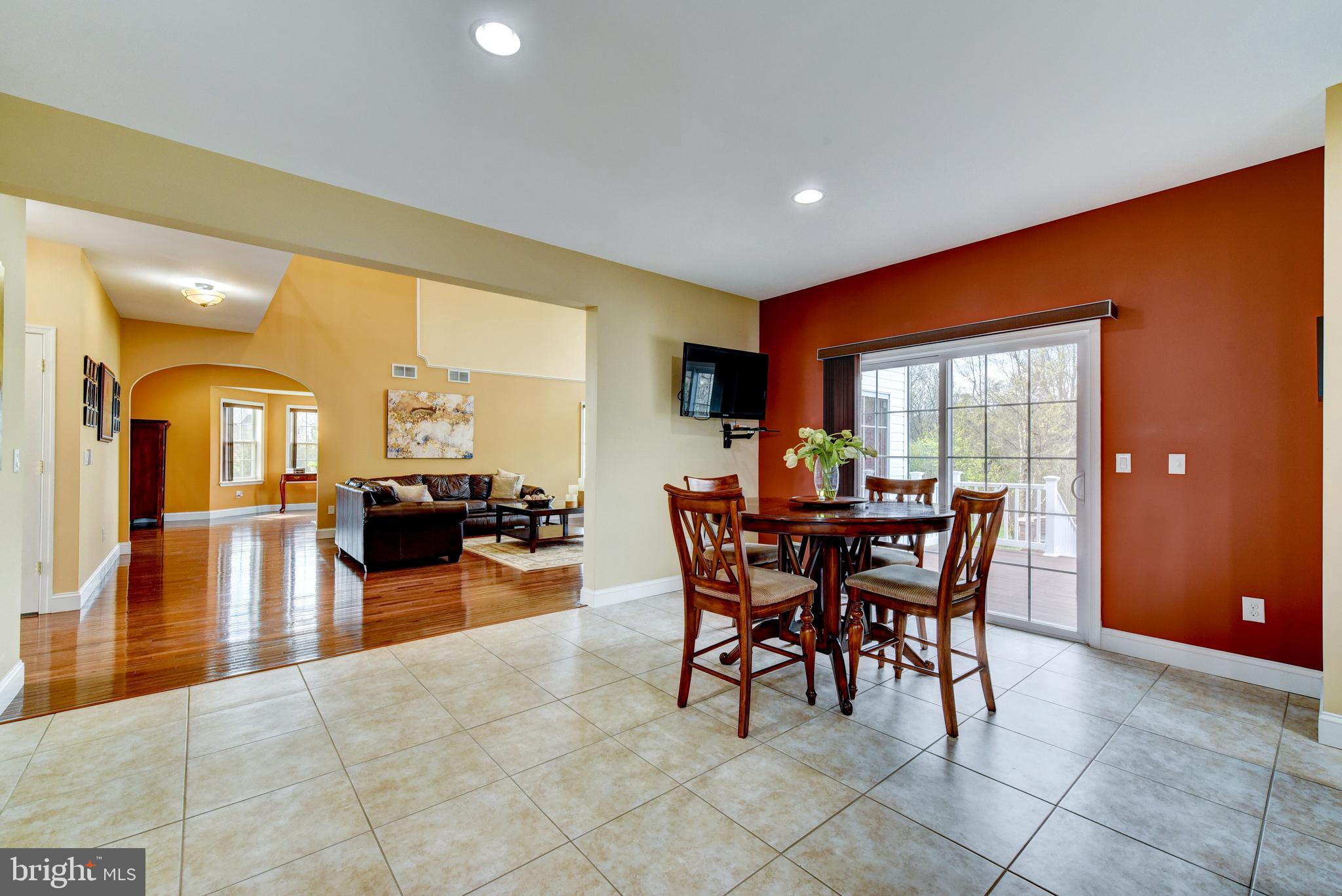 12 Sapphire Road Robbinsville, NJ 08691 - Photo 37 of 93 Breakfast Area