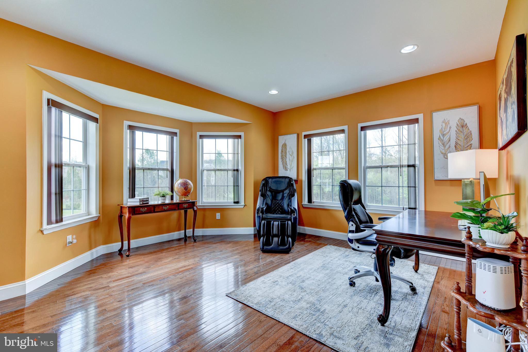 12 Sapphire Road Robbinsville, NJ 08691 - Photo 38 of 93 Office with Bay Window