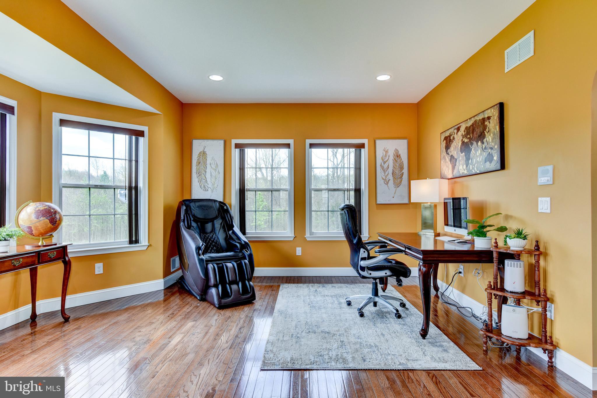 12 Sapphire Road Robbinsville, NJ 08691 - Photo 39 of 93 Office