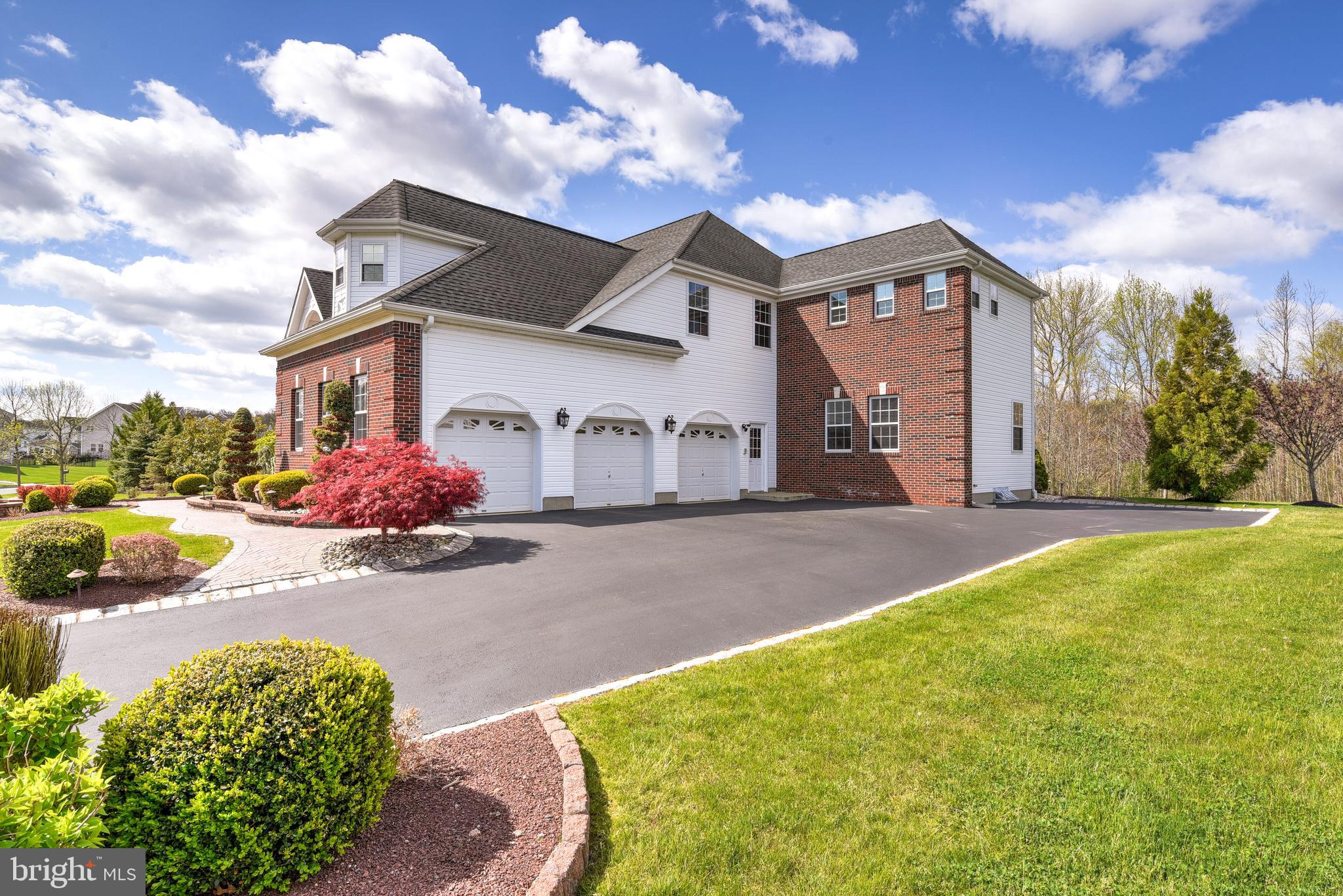 12 Sapphire Road Robbinsville, NJ 08691 - Photo 6 of 93 3 Car Garage