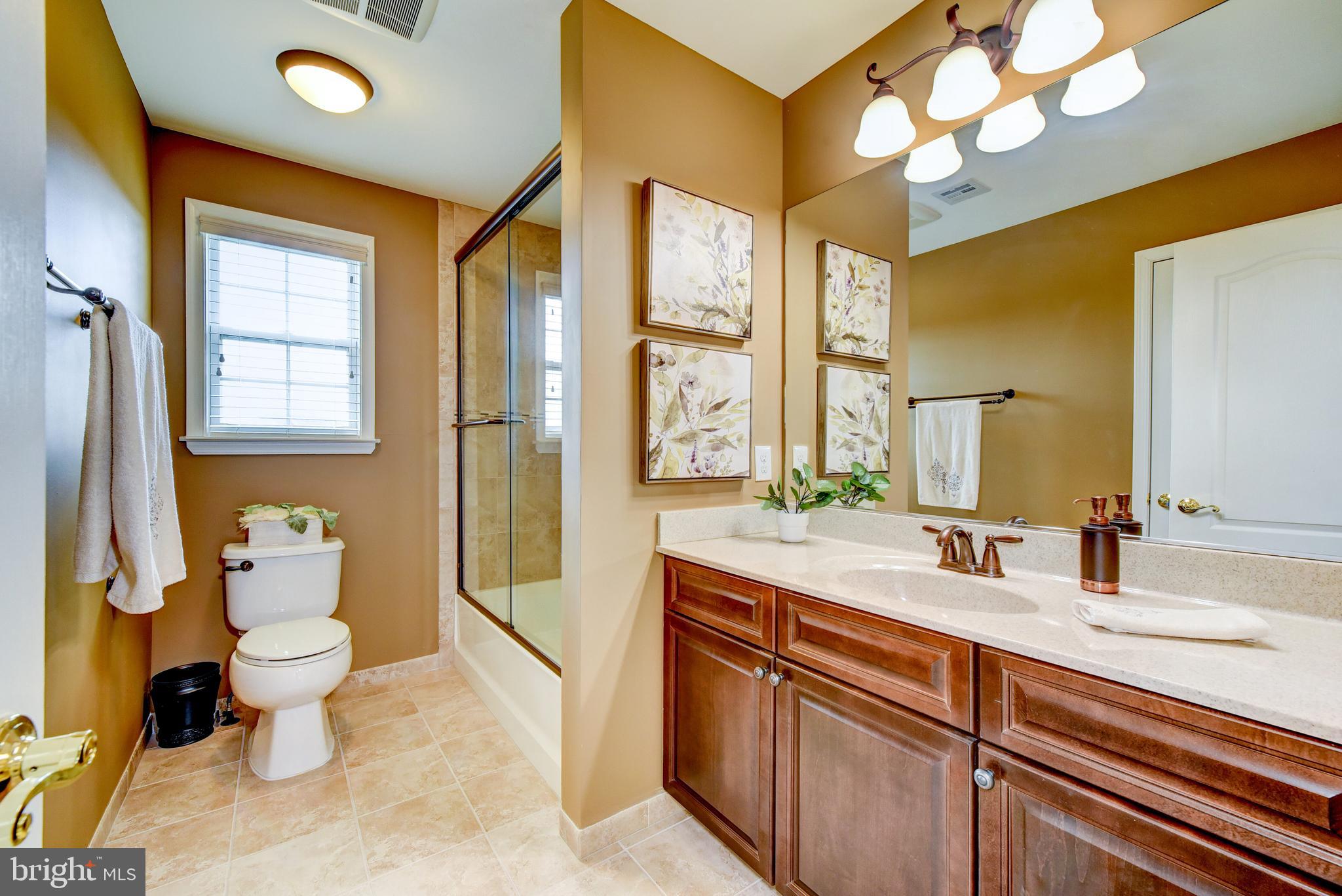 12 Sapphire Road Robbinsville, NJ 08691 - Photo 61 of 93 Hall Bathroom