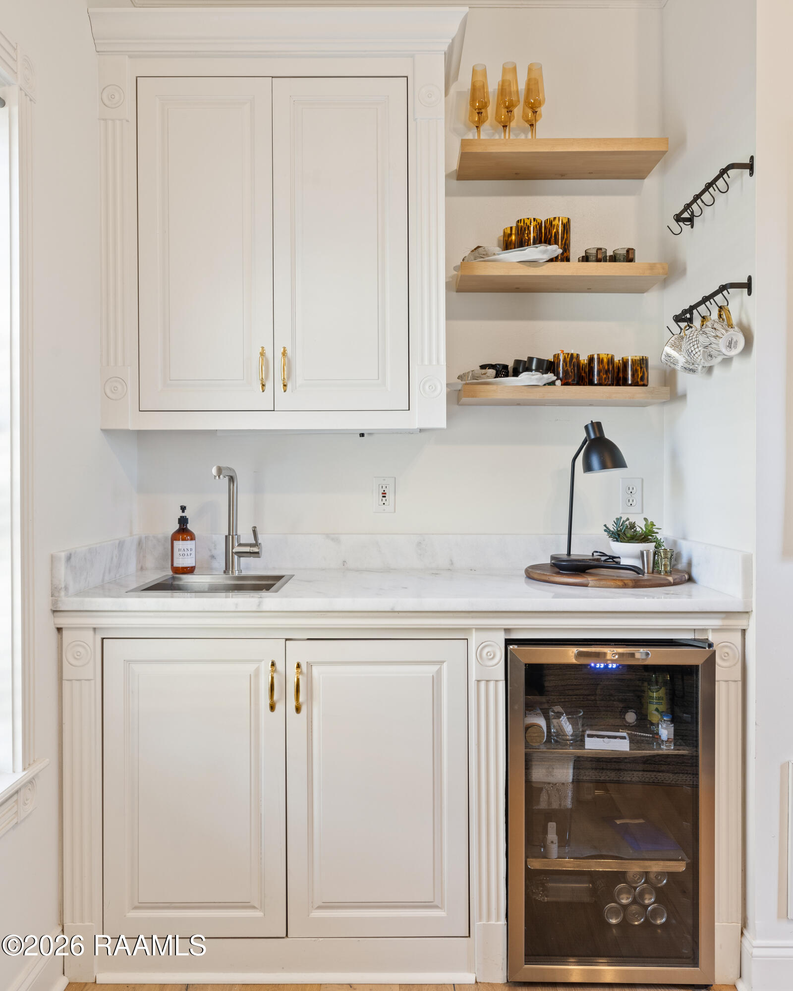 504 W Bayou Lafayette, LA 70503 - Photo 27 of 40 504 W Bayou Parkway-35