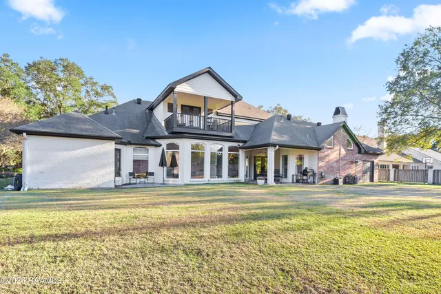 $1,399,000 | 504 W Bayou, Lafayette, LA 70503