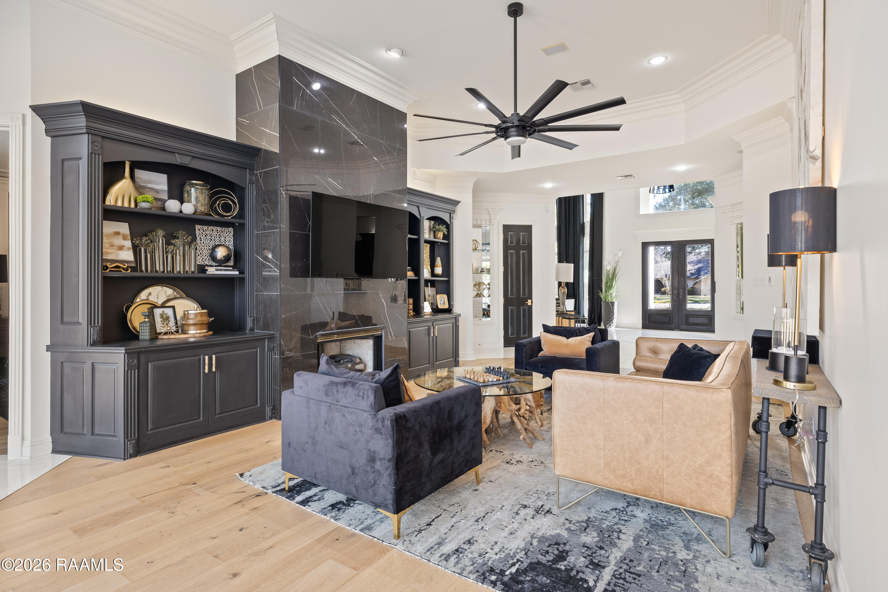 504 W Bayou Lafayette, LA 70503 - Photo 8 of 40 504 W Bayou Parkway-11