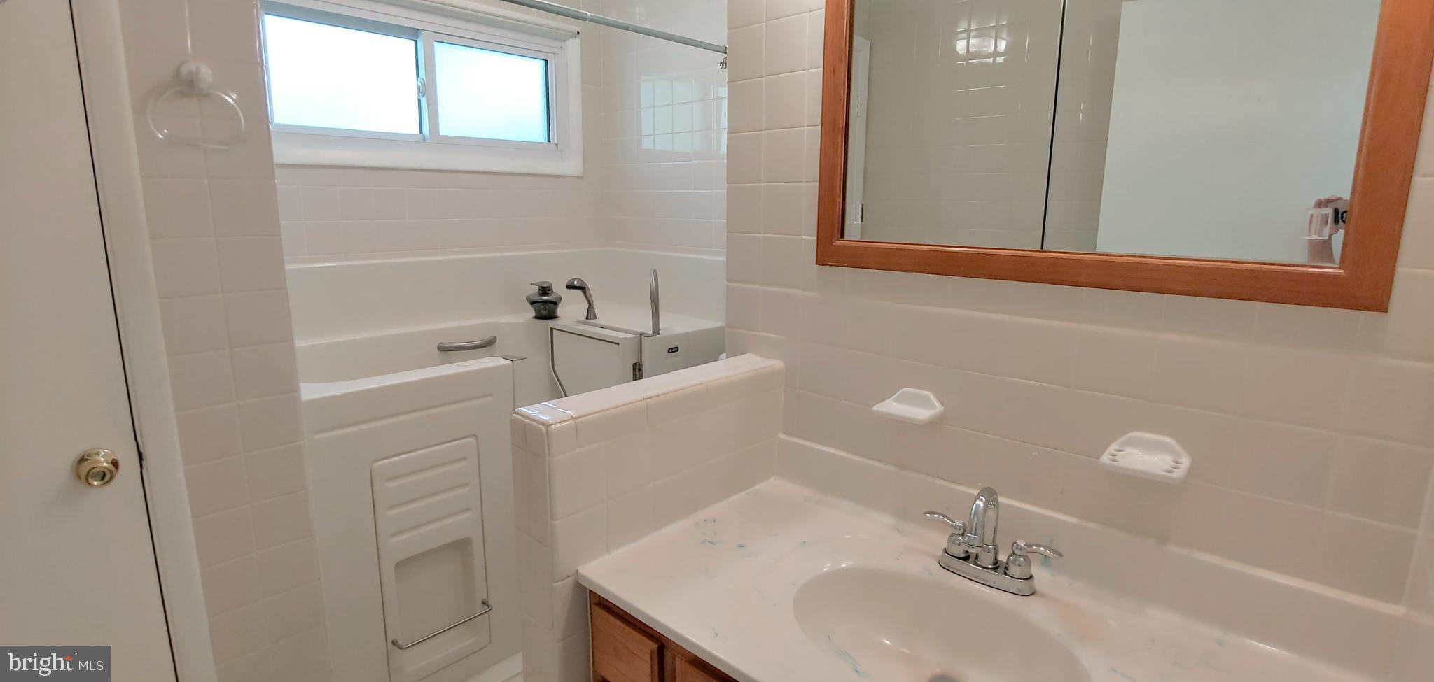 537 Rita Drive Odenton, MD 21113 - Photo 16 of 54 Gallery Image 16