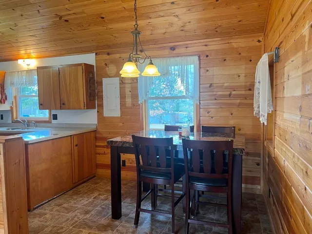 $165,000 | 18 9th Avenue Northeast, Deer River, MN 56636