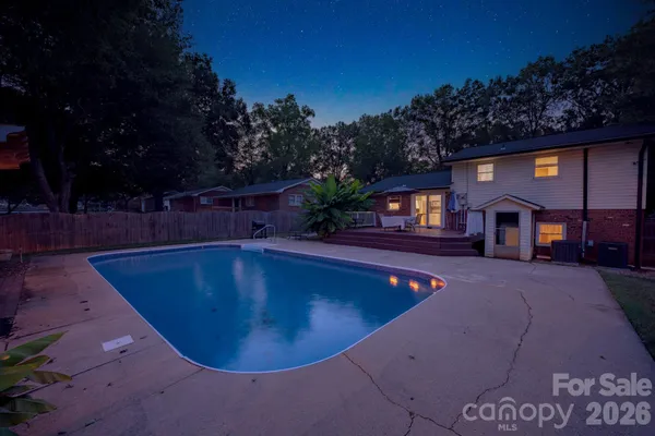 $337,000 | 827 Brookwood Drive, Mooresville, NC 28115