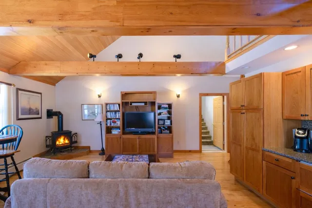 $575,000 | 306 Yale Road, Mount Holly, VT 05730