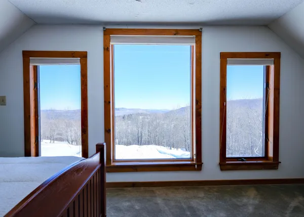 $575,000 | 306 Yale Road, Mount Holly, VT 05730