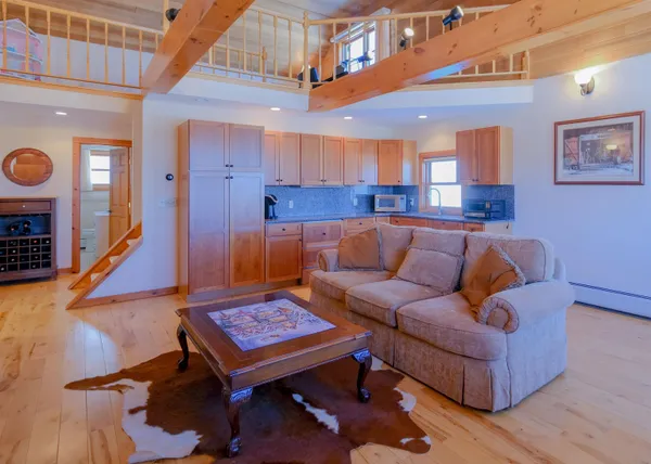 $575,000 | 306 Yale Road, Mount Holly, VT 05730