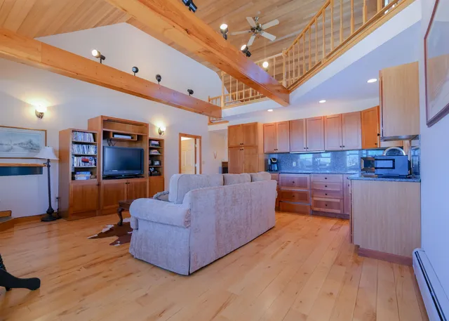 $575,000 | 306 Yale Road, Mount Holly, VT 05730