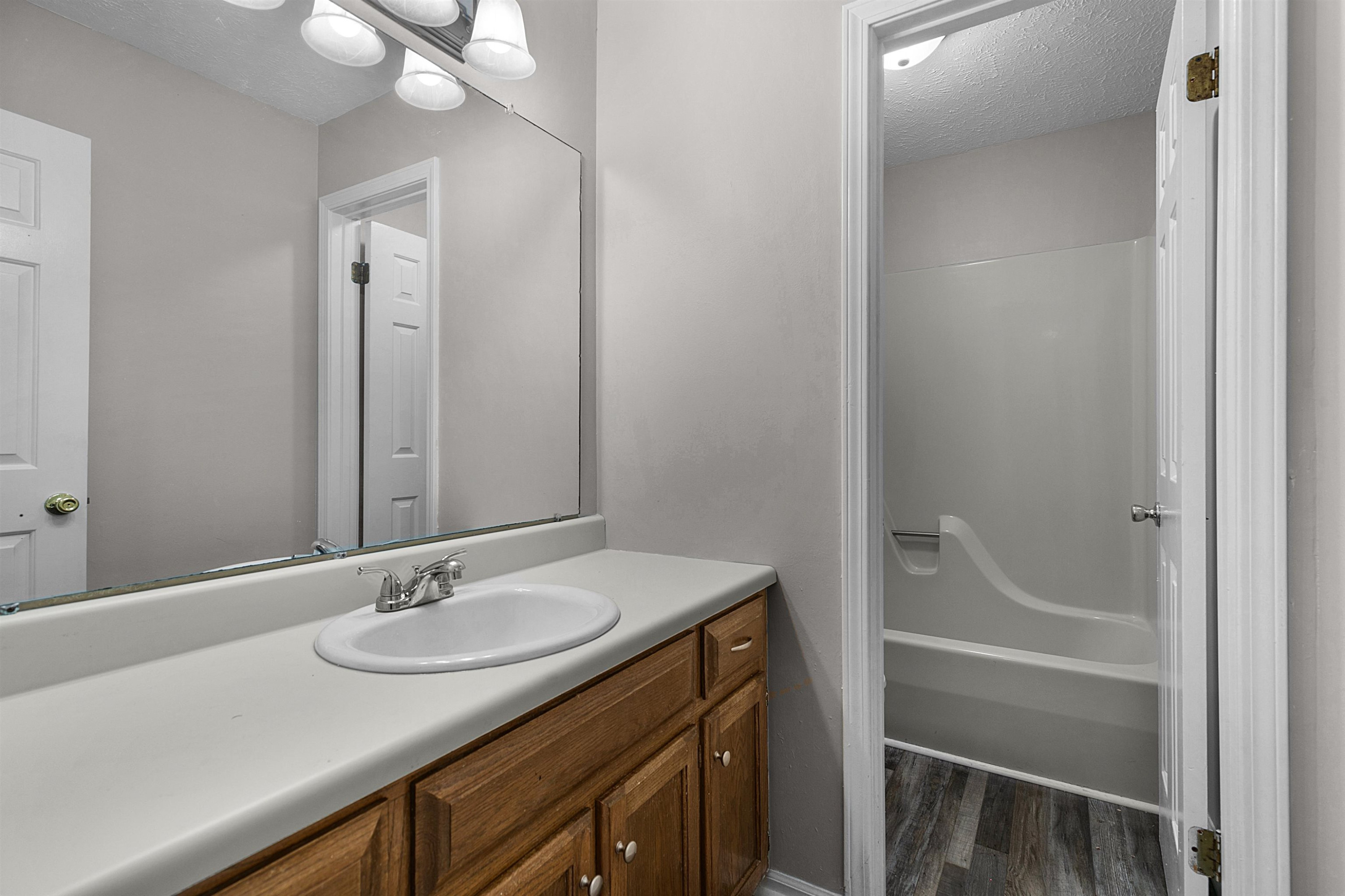33 Hopper Barker Road Jackson, TN 38305 - Photo 12 of 17 Photo 12
