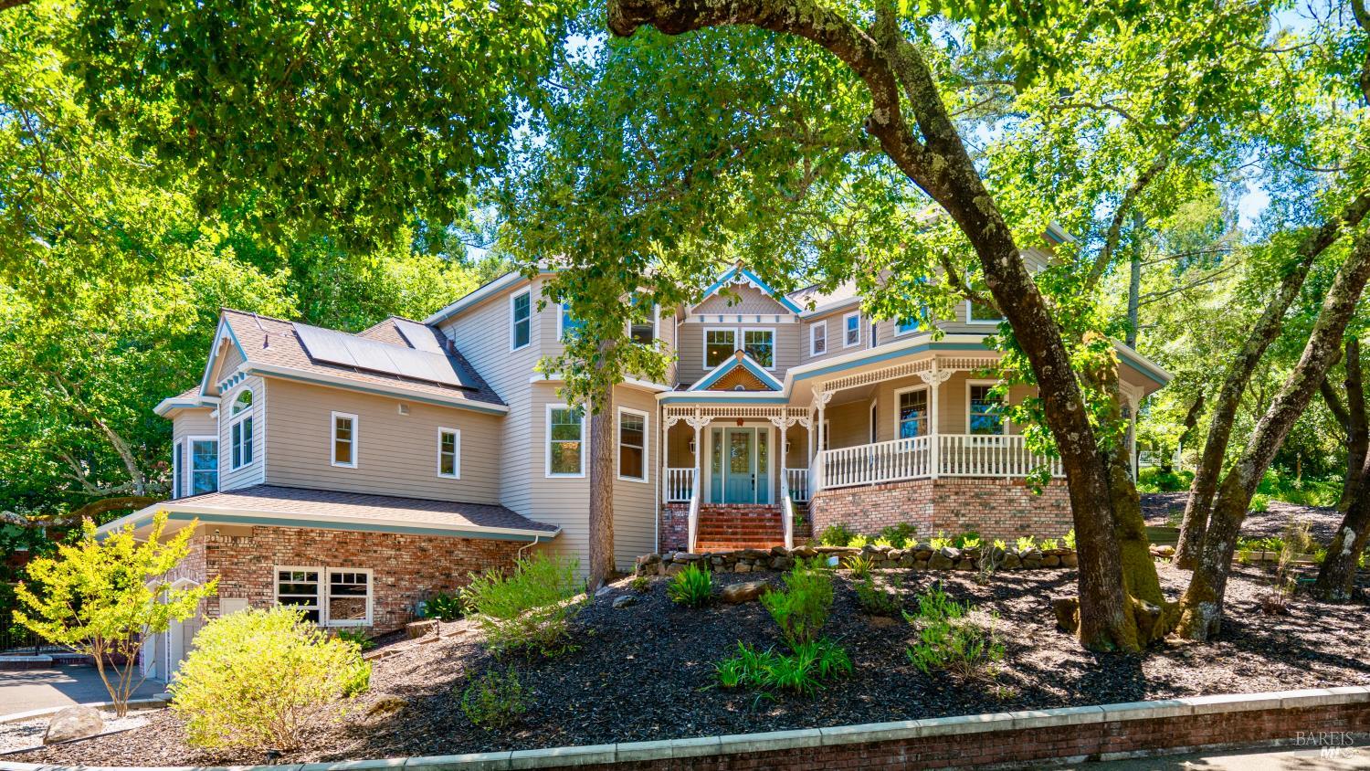 1362 Manzanita Court Santa Rosa, CA 95404 - Photo 2 of 35