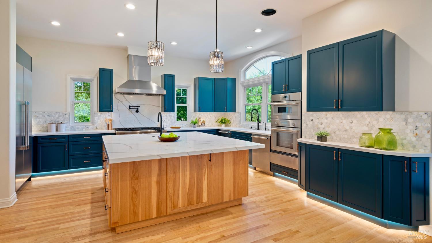 1362 Manzanita Court Santa Rosa, CA 95404 - Photo 4 of 35