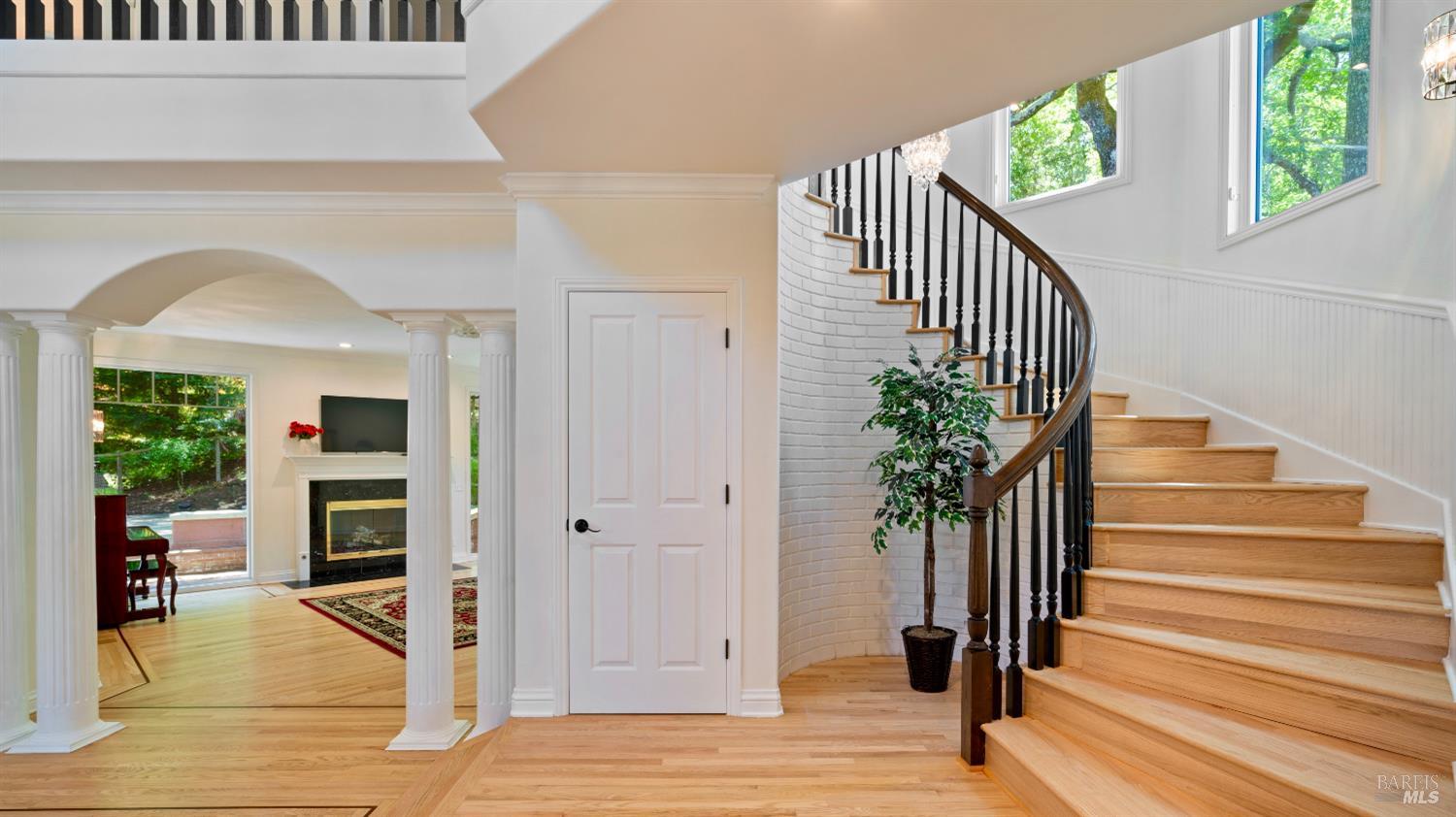 1362 Manzanita Court Santa Rosa, CA 95404 - Photo 9 of 35