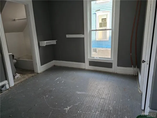 $130,000 | 274 Washburn Street, Lockport City, NY 14094