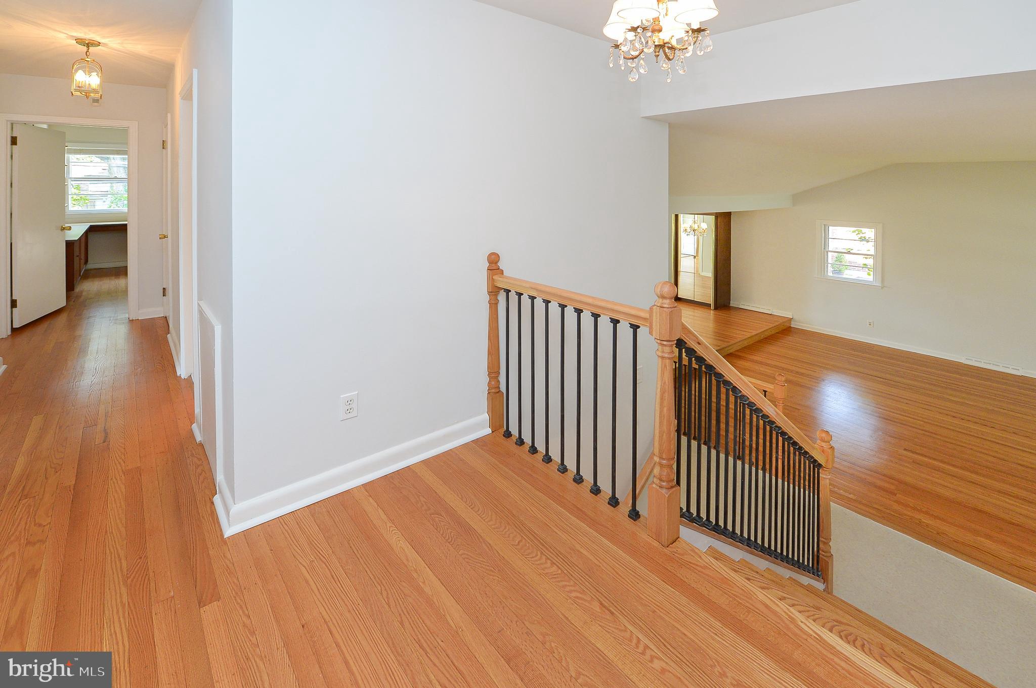 1205 Manoa Road Wynnewood, PA 19096 - Photo 18 of 44 upper level Hallway