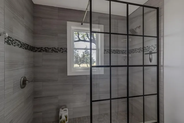 $1,500 | 11197 608th Avenue, Minnesota Lake, MN 56068