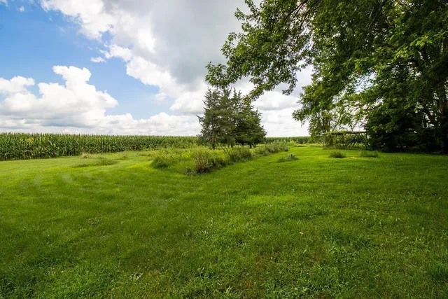 $1,500 | 11197 608th Avenue, Minnesota Lake, MN 56068