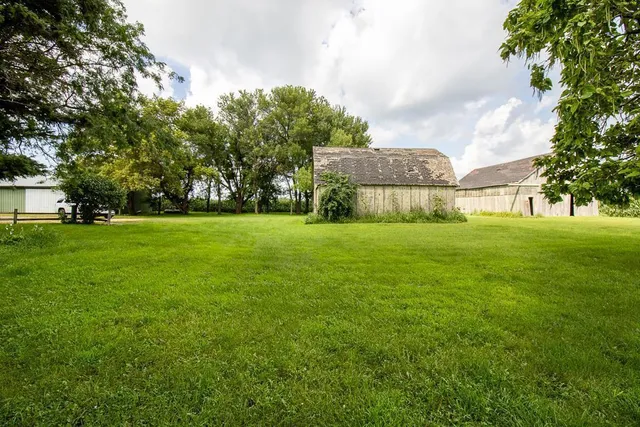 $1,500 | 11197 608th Avenue, Minnesota Lake, MN 56068