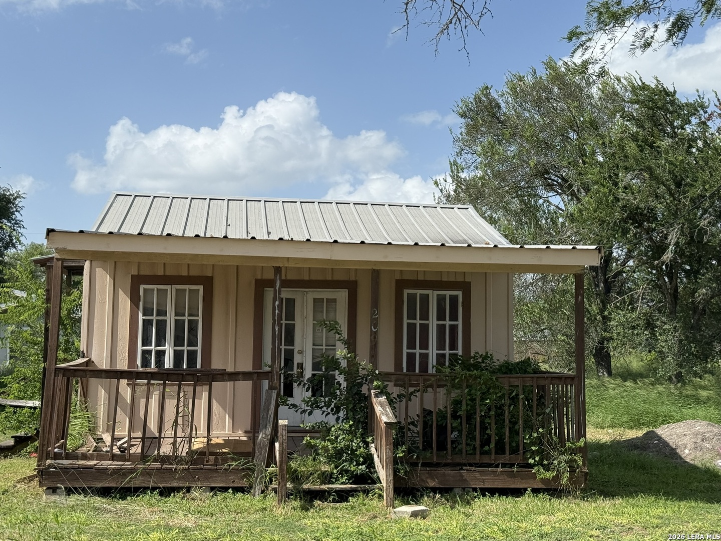 207 Mc Gloin Street Three Rivers, TX 78071 - Photo 12 of 15