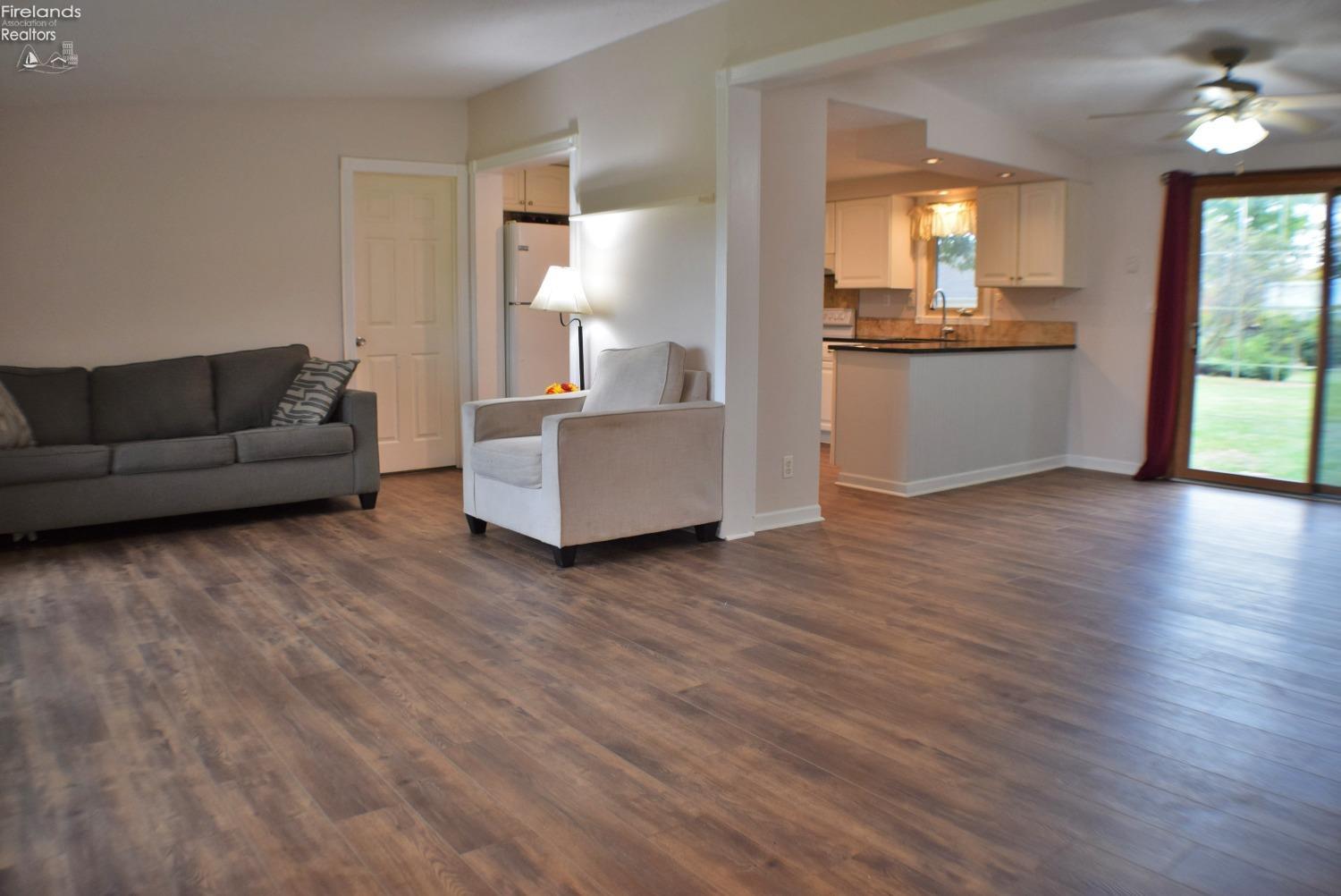 6926 Brown Road Oregon, OH 43616 - Photo 11 of 39 Gallery Image 11