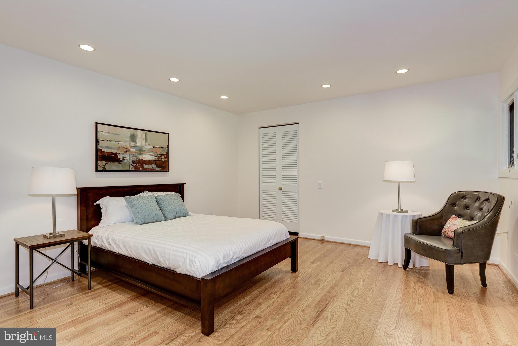 17922 Pond Road Ashton, MD 20861 - Photo 11 of 30 Bedroom (Master)
