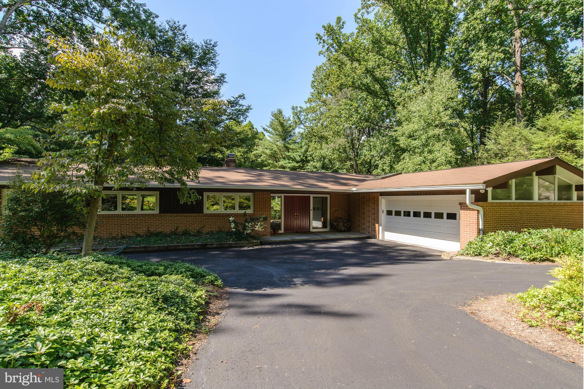 17922 Pond Road Ashton, MD 20861 - Photo 27 of 30 Exterior (Front)